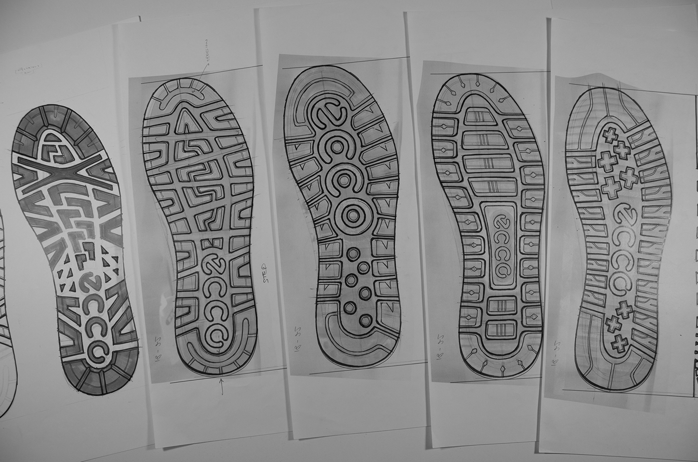 outdoors，motion，shoes，run，Retro，