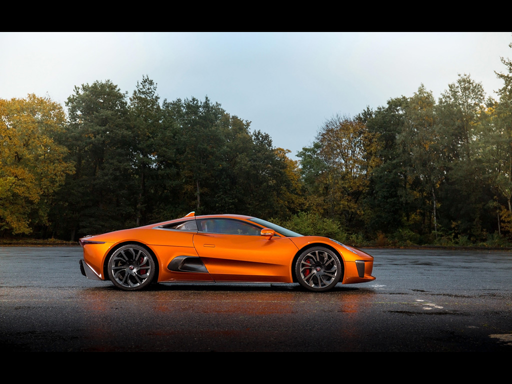 Jaguar，srv，racing，Bright color，Design，