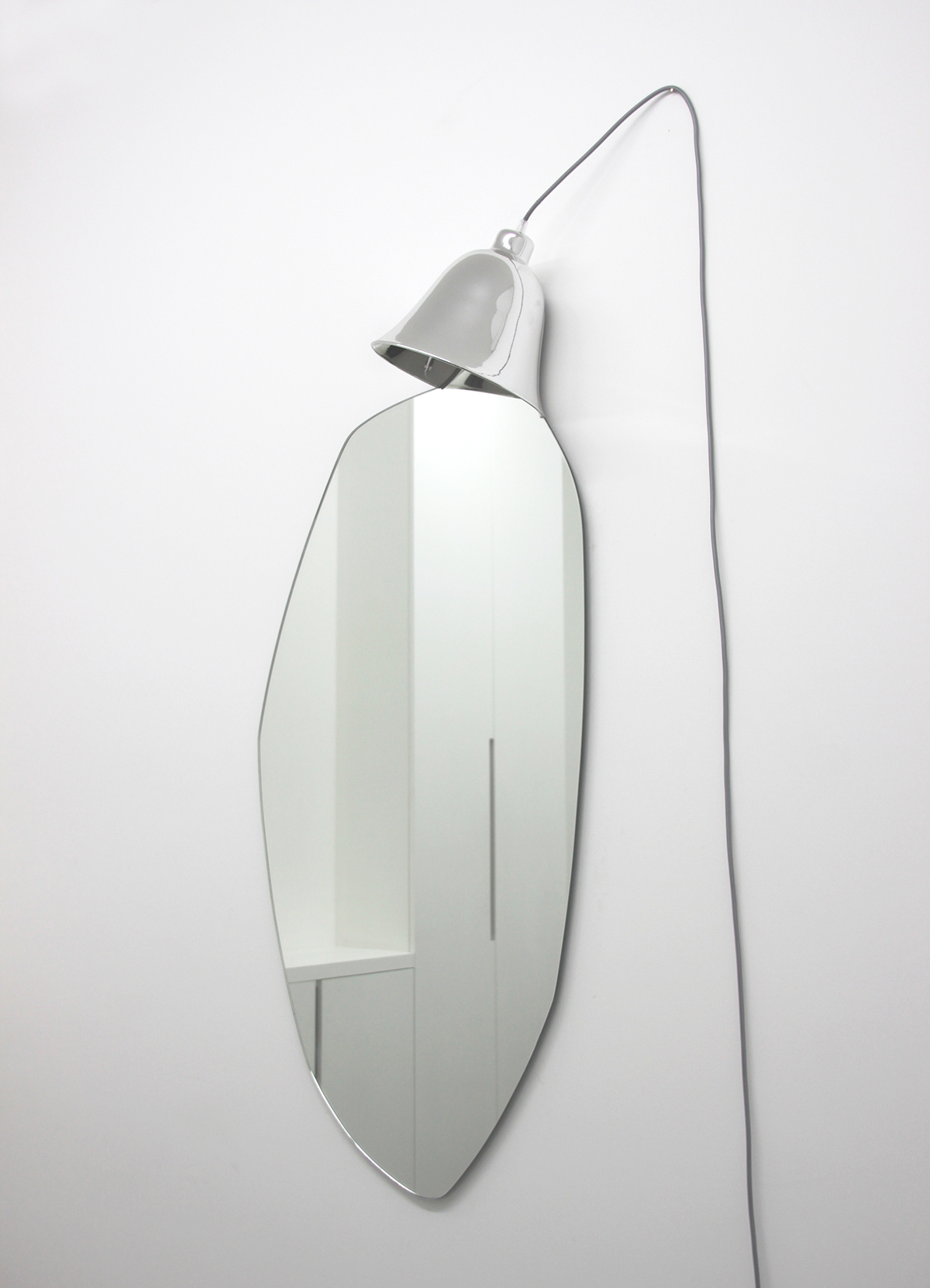 GRIMM，mirror，lamp，