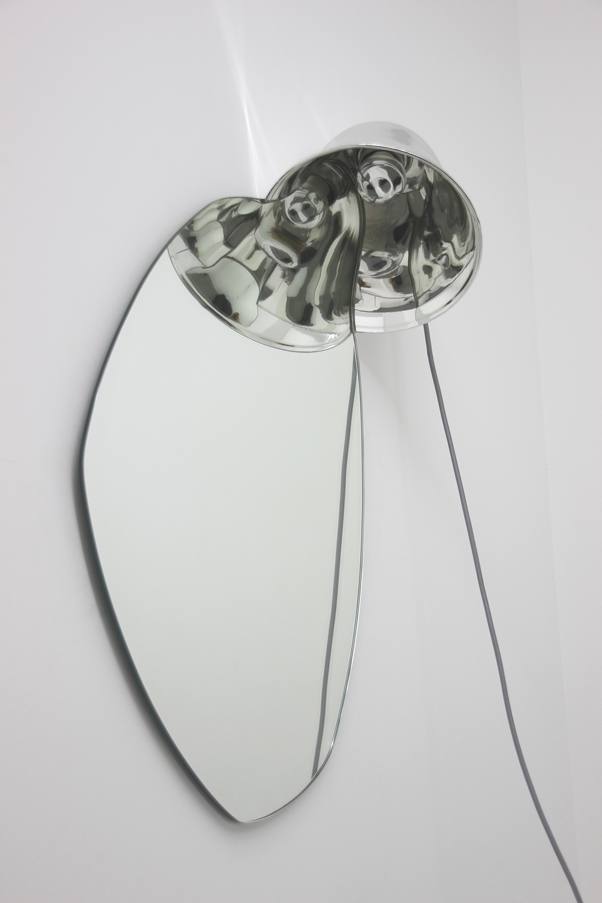 GRIMM，mirror，lamp，