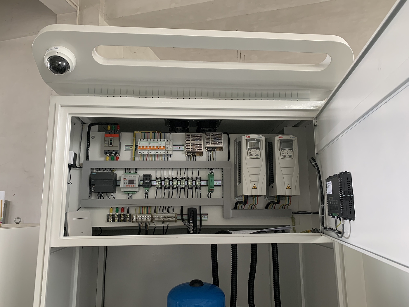 Control cabinet，Power Distribution Cabinet，Energy storage cabinet，Sheet metal cabinet，Large sheet metal，Water supply equipment，