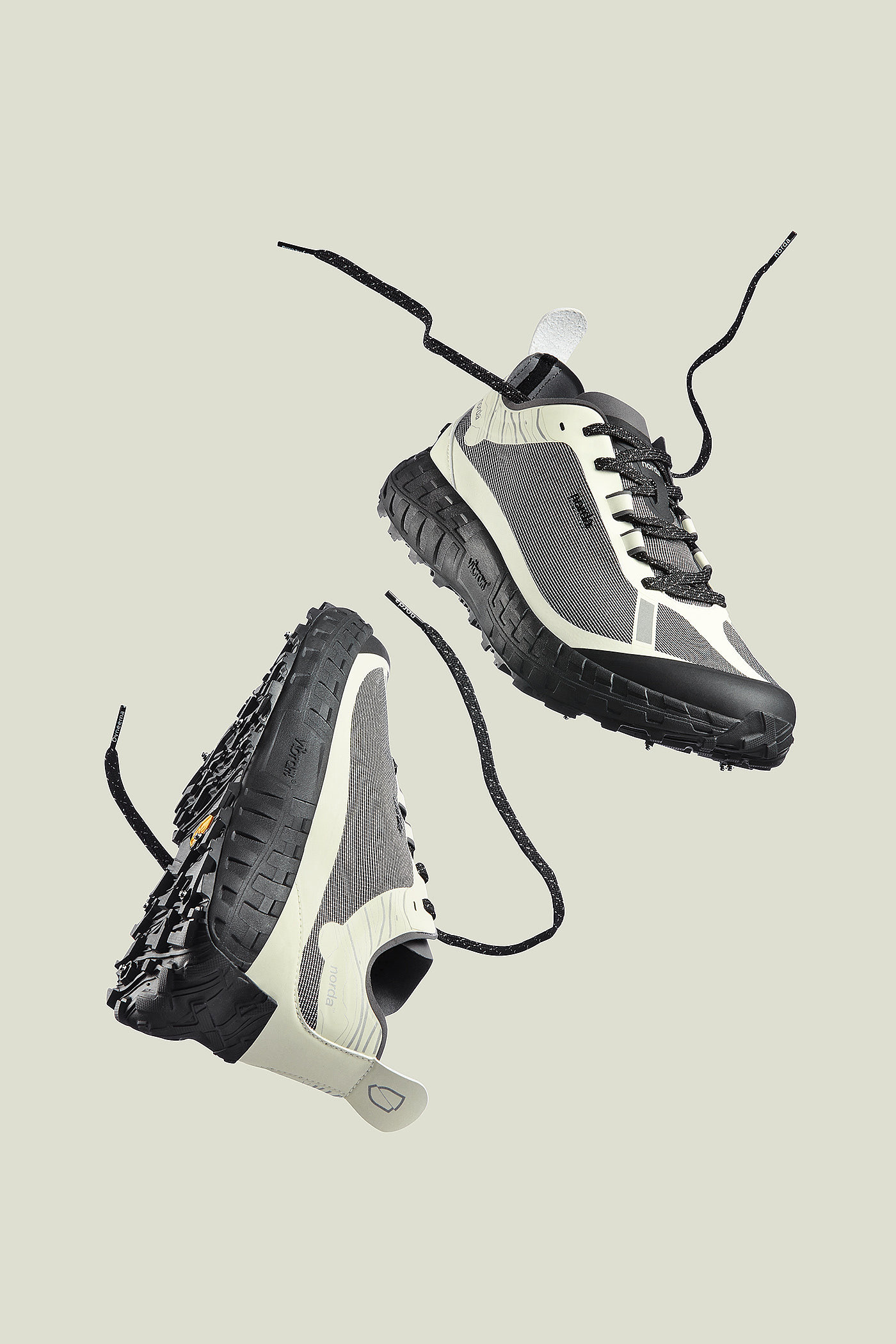 North ™  001 G+ ®  Spike，sneakers，Running shoes，