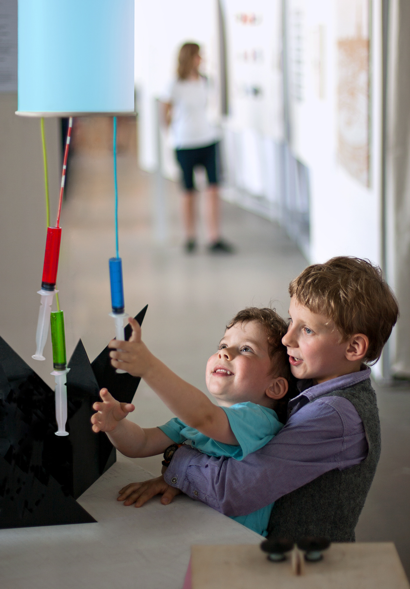 Colour injector，Color syringe，Interactive multicolor lamp，