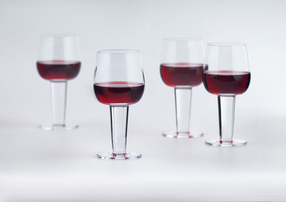 Dinner plate，Wine Glass，container，Cocktail，convenient，