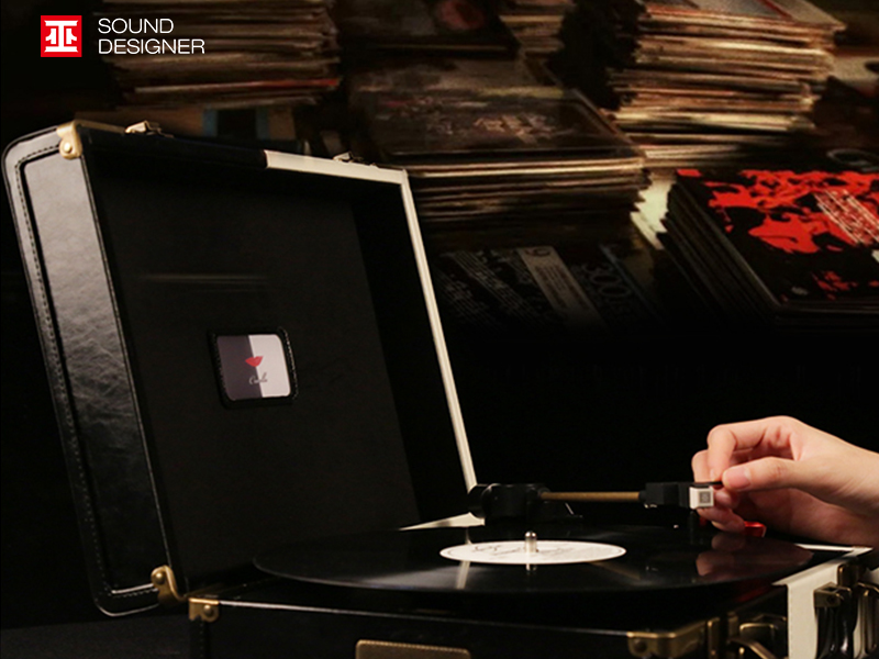 Black glue machine，Suitcase type vinyl record player，Integrated record player，