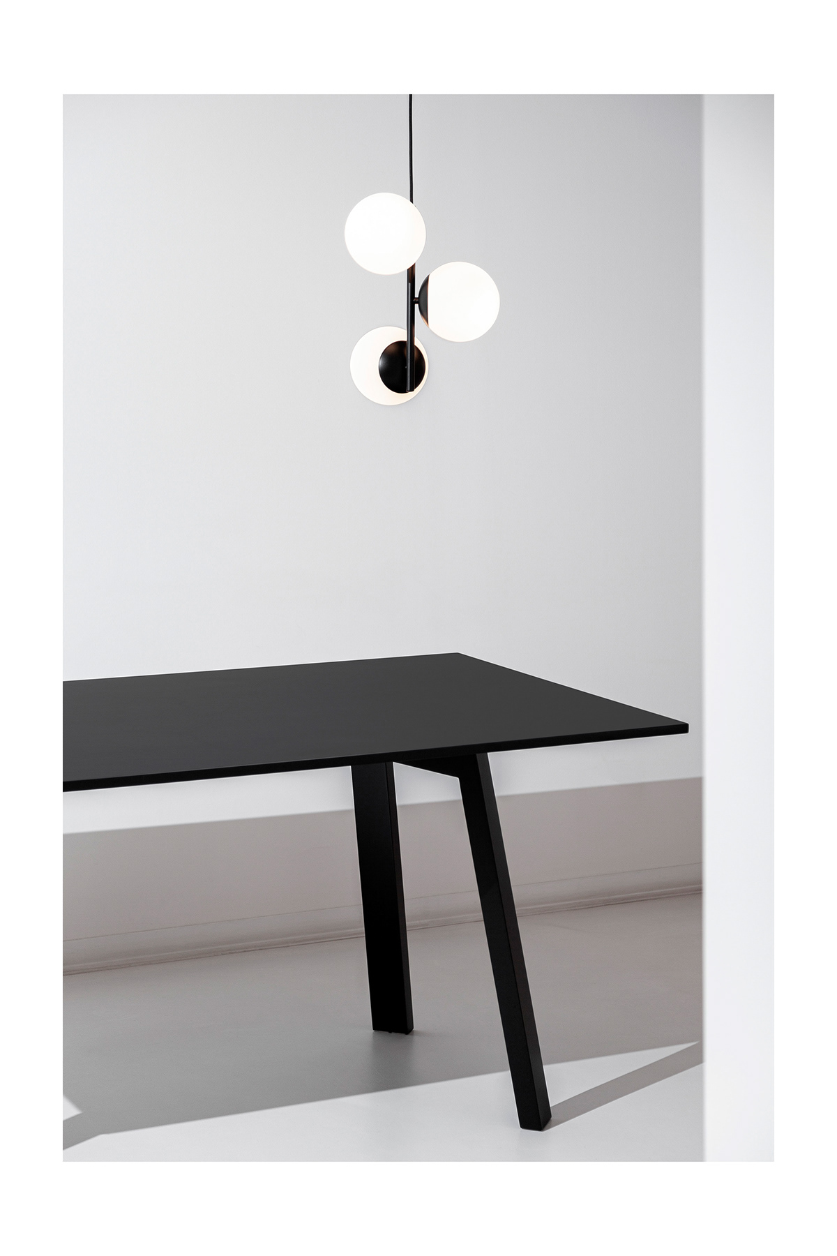 FLAT TABLE，furniture，Table，