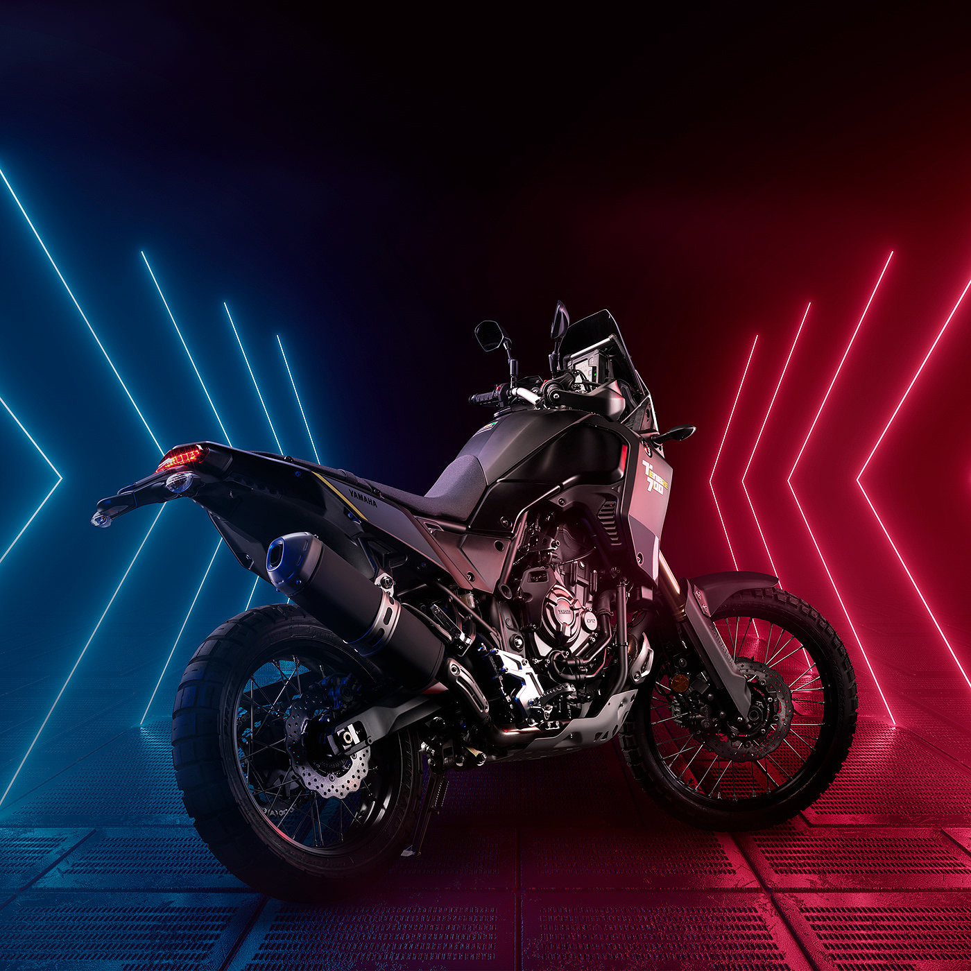 YamahaT700，摩托车，背景，灯光，摄影，