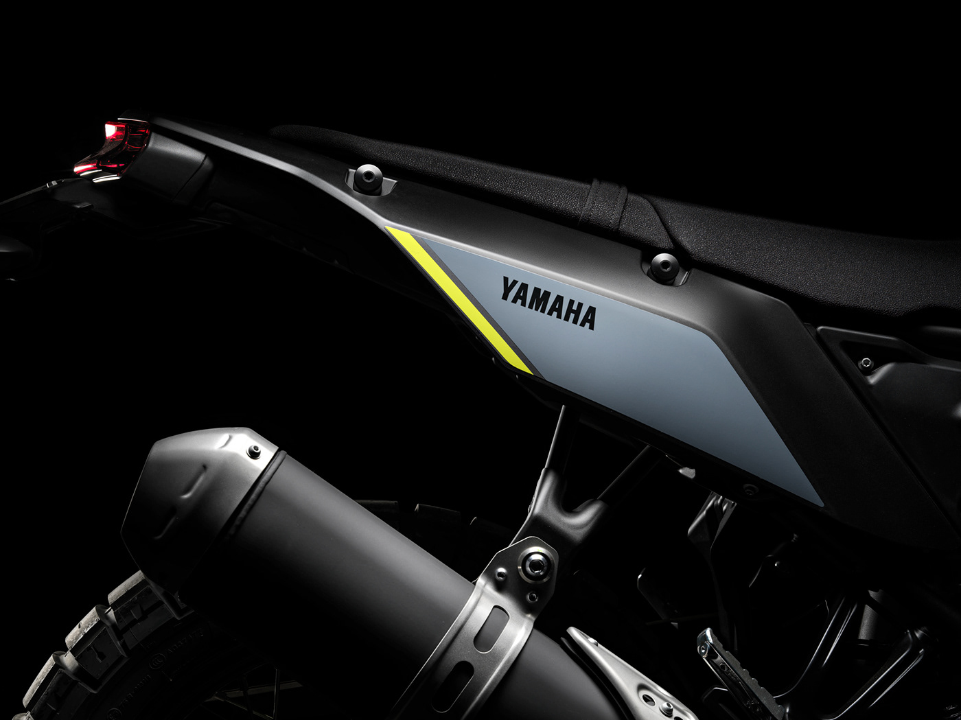 YamahaT700，motorcycle，background，lighting，Photography，
