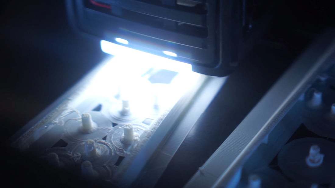 product design，Massager，Hologram，Cosmetics，