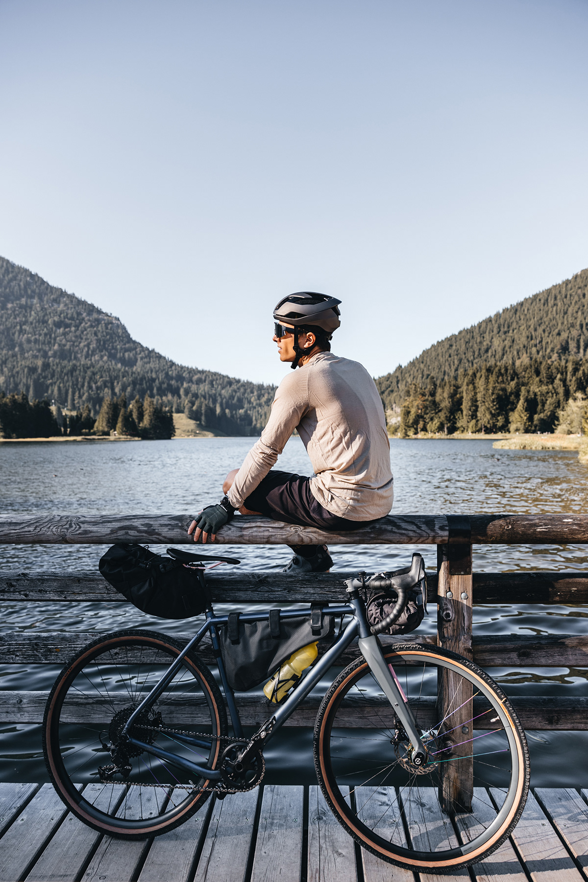 glove，Ride，orange，Mountain bike，product design，