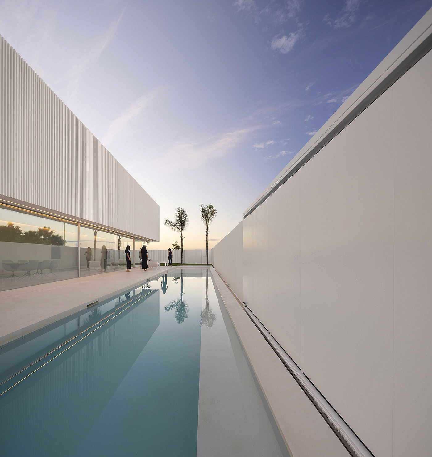 Piera House，Architectural design，Minimalist style，white，