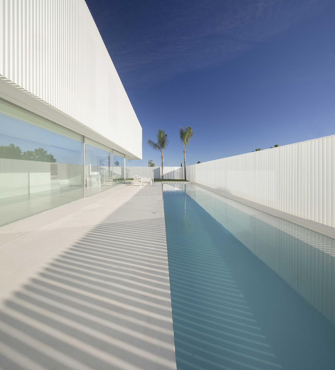 Piera House，Architectural design，Minimalist style，white，