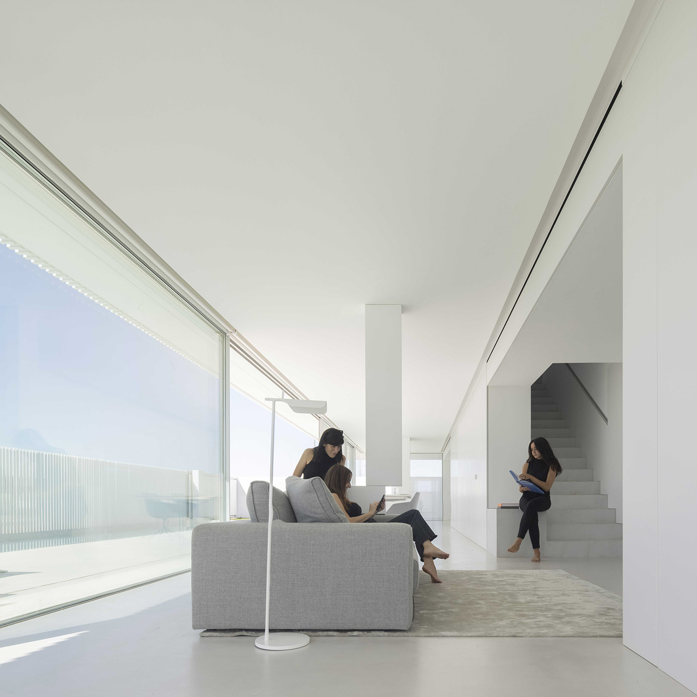 Piera House，Architectural design，Minimalist style，white，