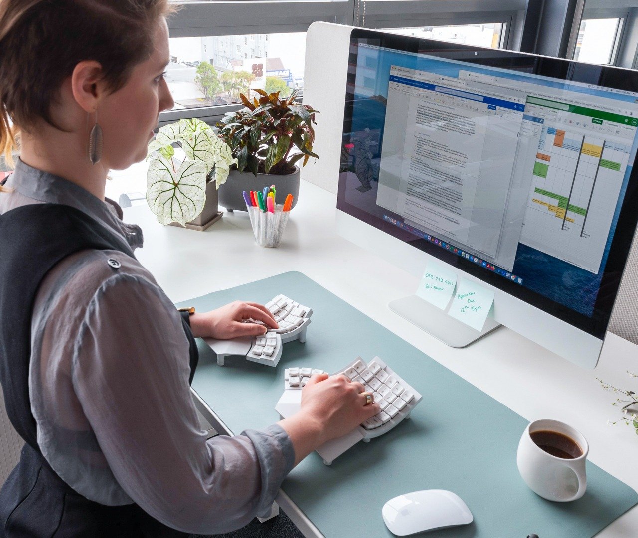 Ergonomics，Glove80，Split keyboard，Customizable，product design，