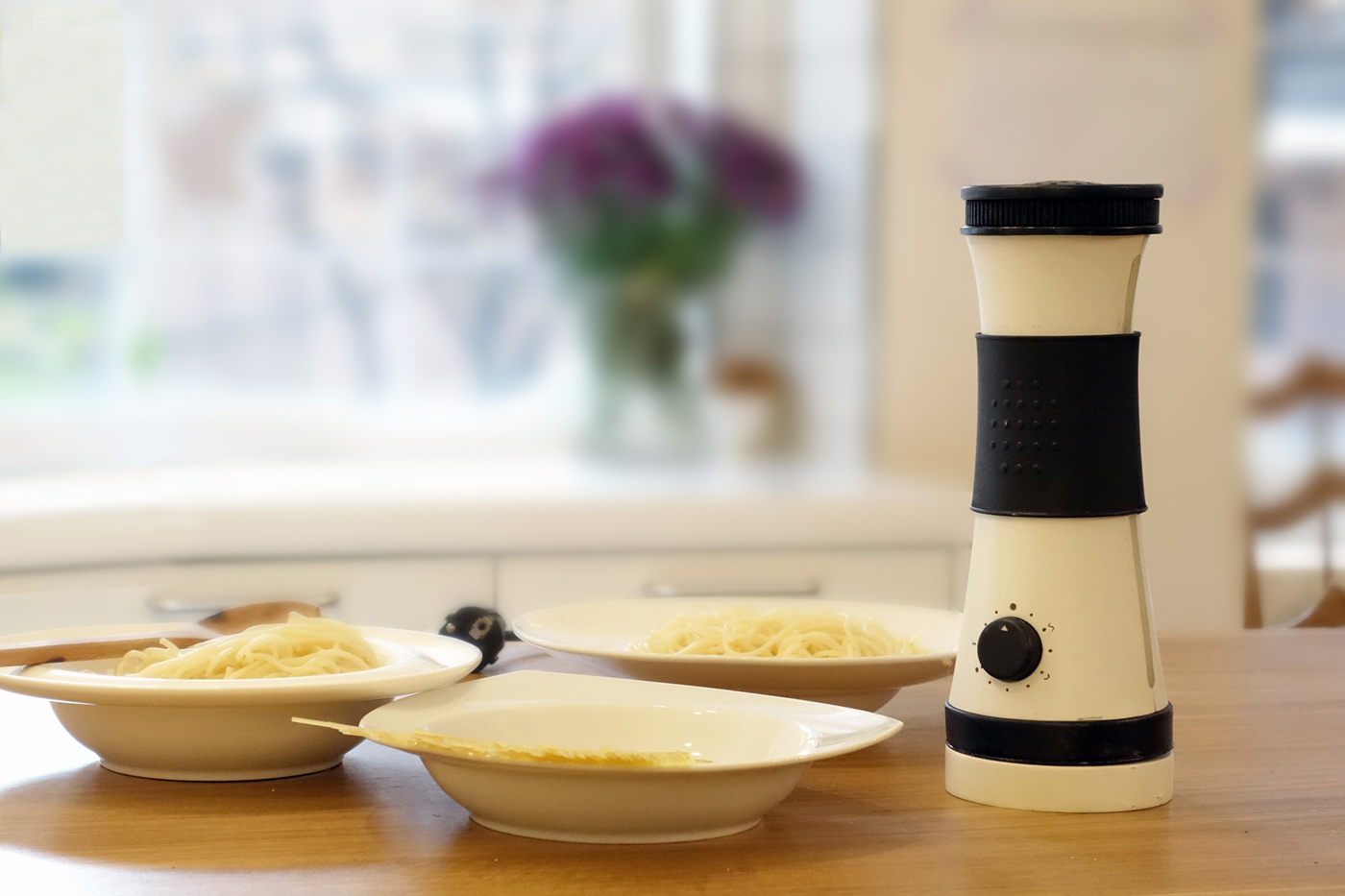 kitchen，cookware，tableware，glass，