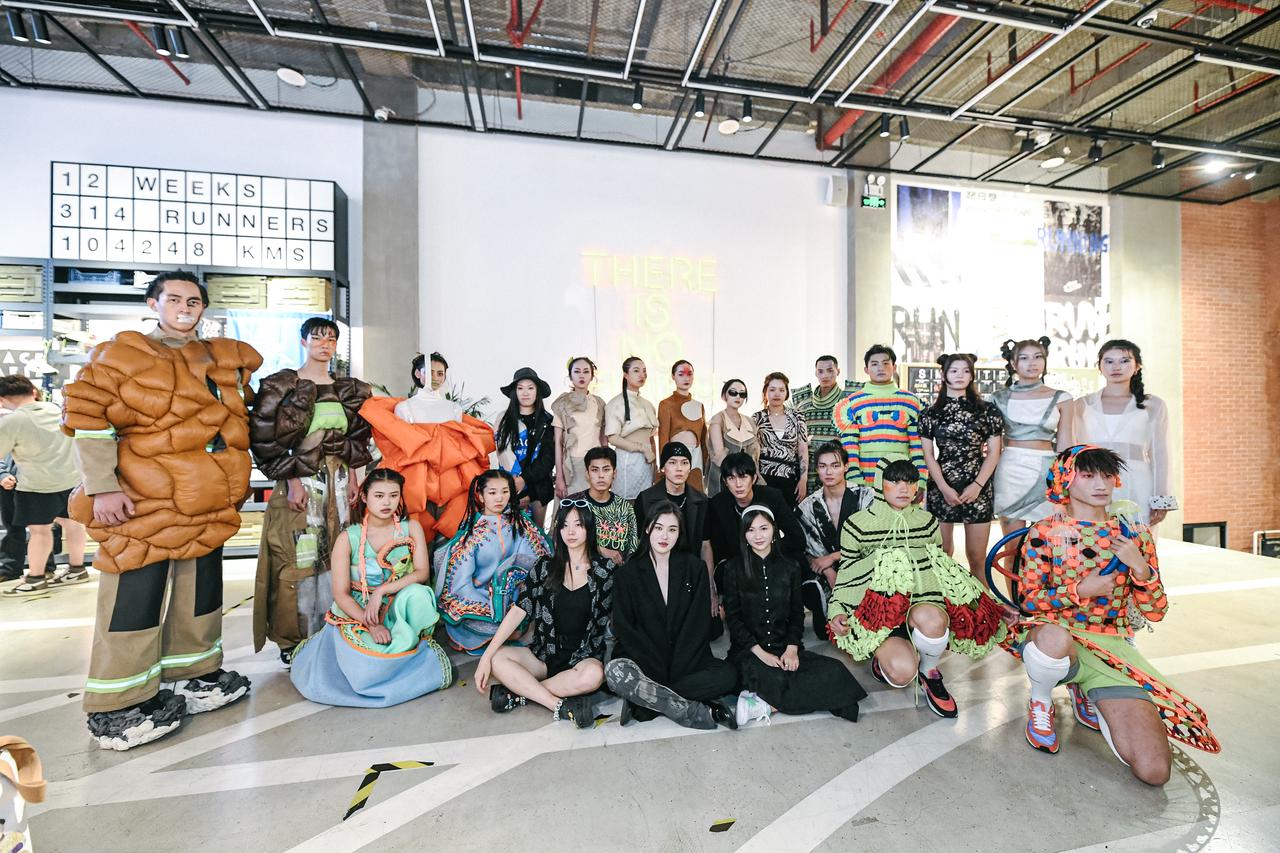 product design，Brand design，Activity design，event planning，Creative Workshop ，nike，Nike，Disney，