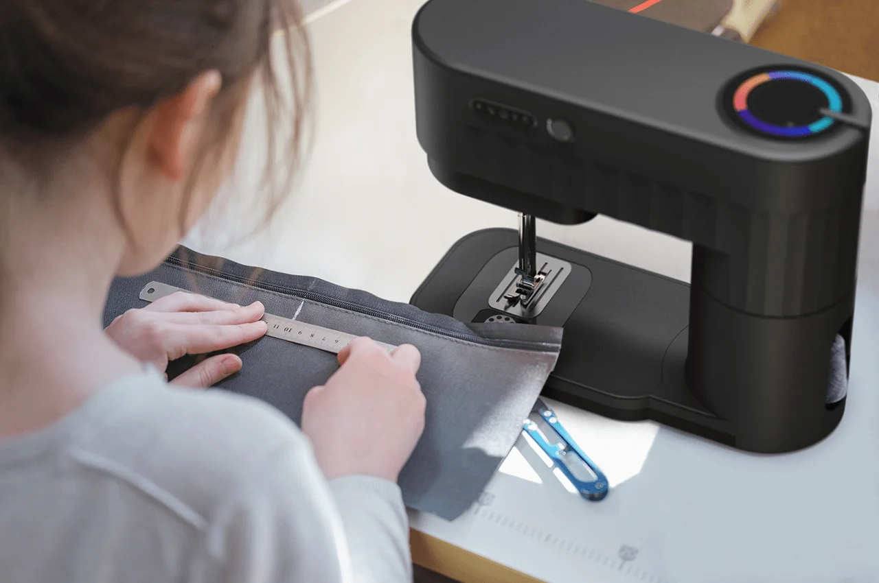 ewing Chameleon，Multifunctional sewing machine，Print on demand，Any color，