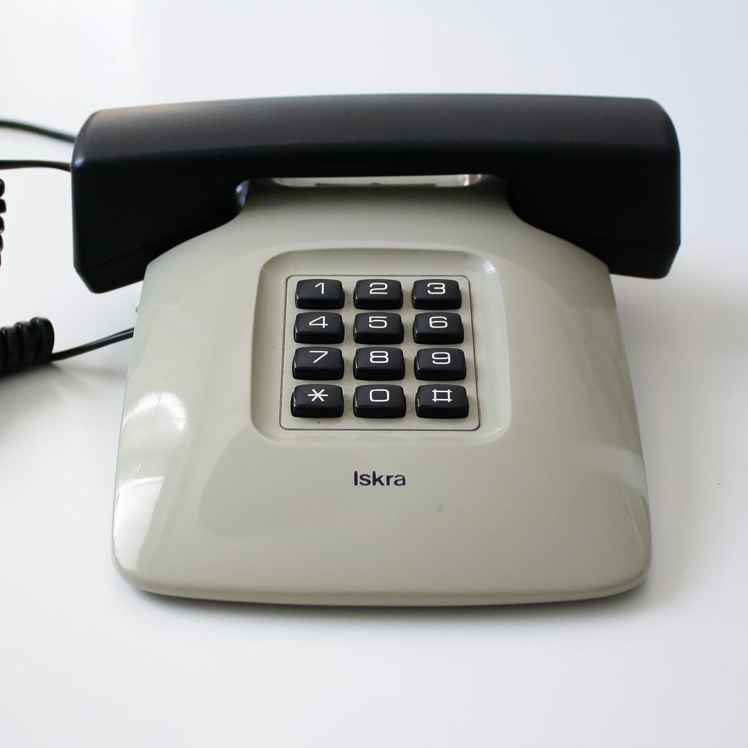 Design History，Red design，Yugoslav design，Bulgarian design，Futurism，