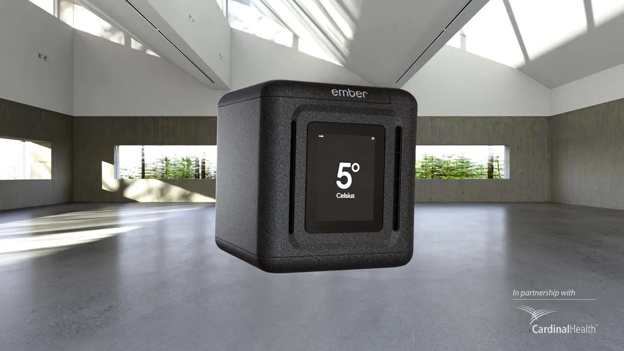 Human Cube，Traceable transport box，Self refrigeration design，Reusable，Usability design，product design，Health care，