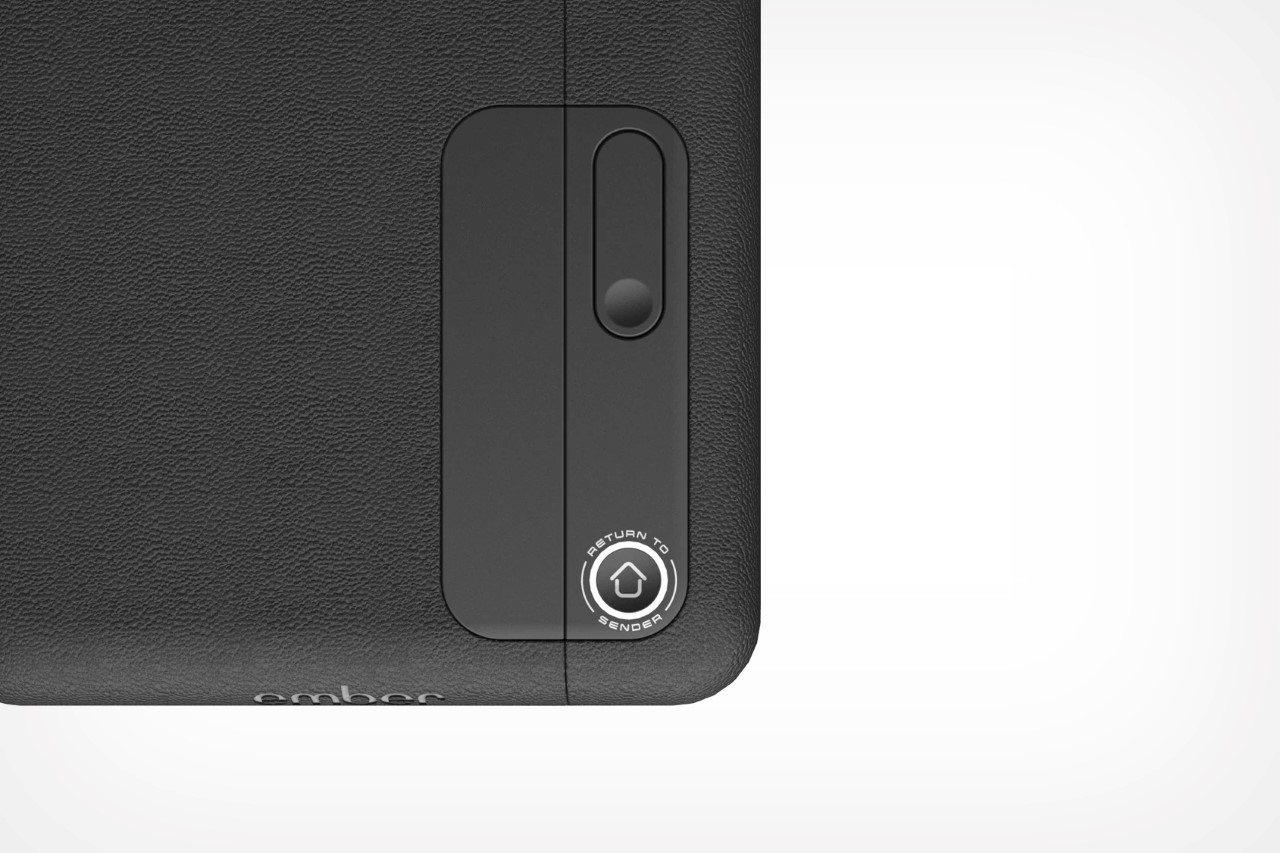 Human Cube，Traceable transport box，Self refrigeration design，Reusable，Usability design，product design，Health care，