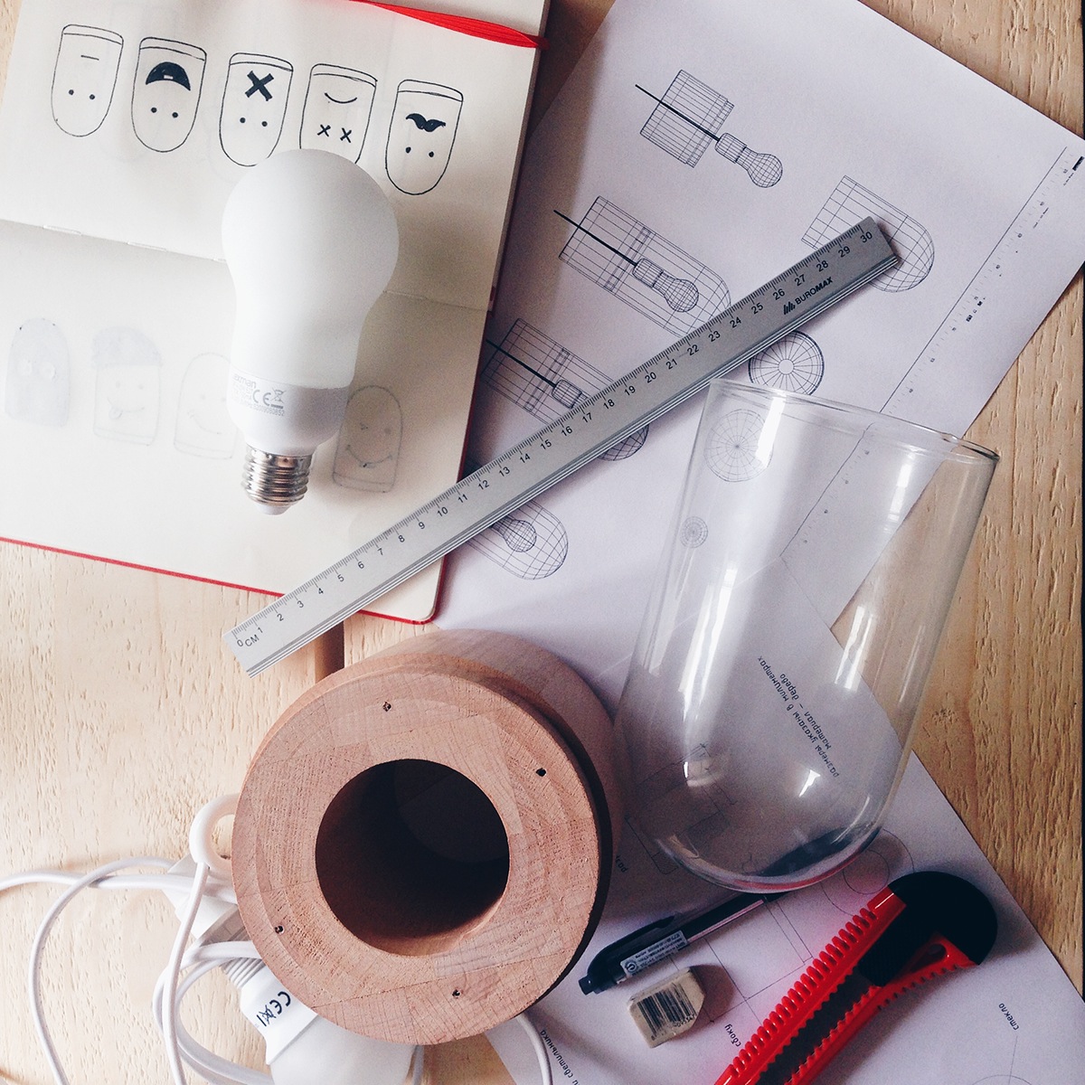 warm，wood，Glass，woodiness，lighting，