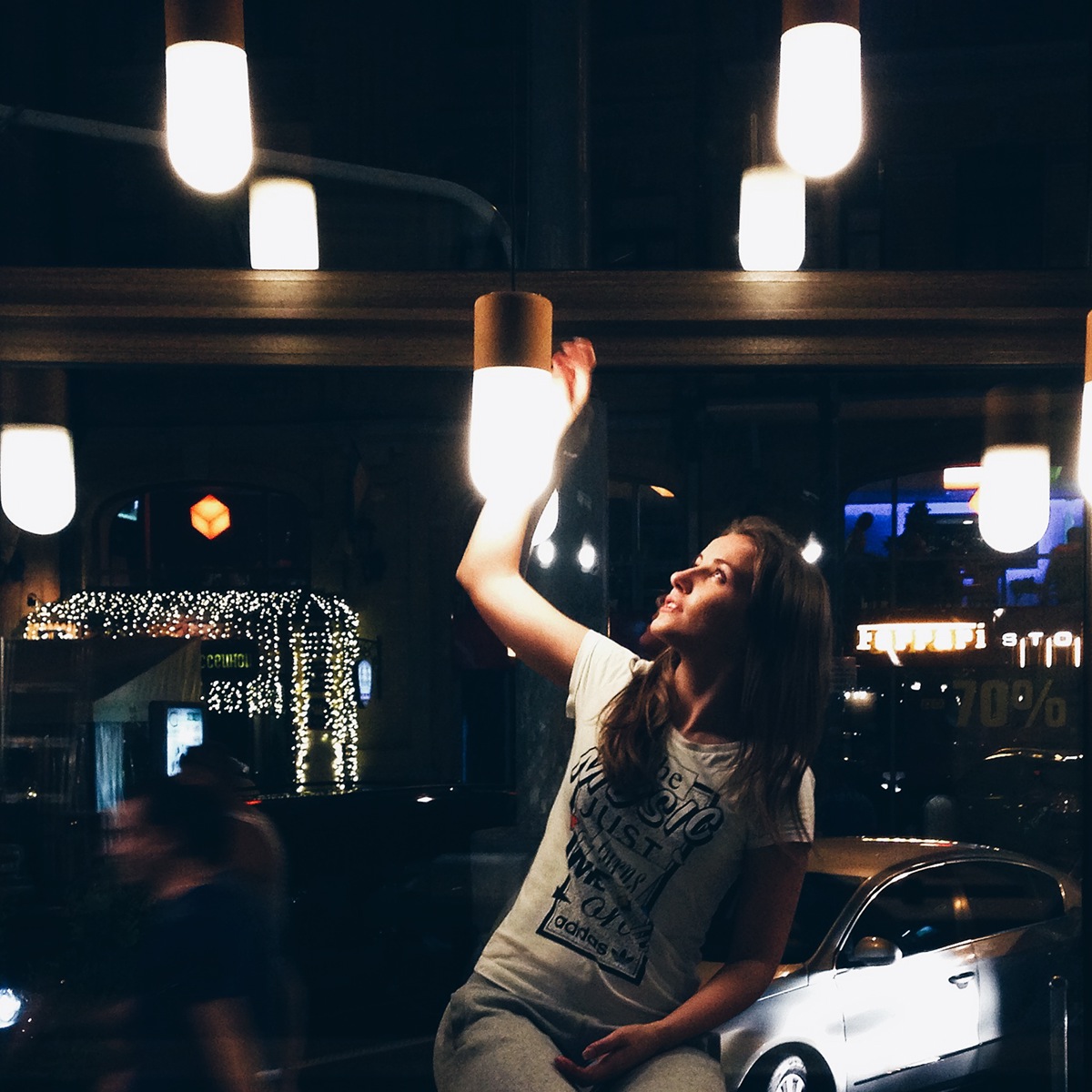 warm，wood，Glass，woodiness，lighting，