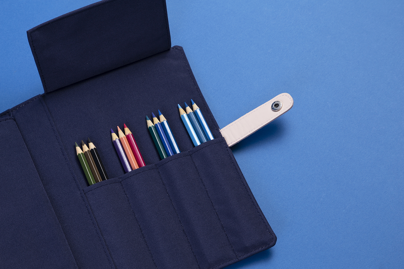 Pencil bag，Receive，Hand account，Colored lead，Freehand Tool ，Original design，Morning and night design，