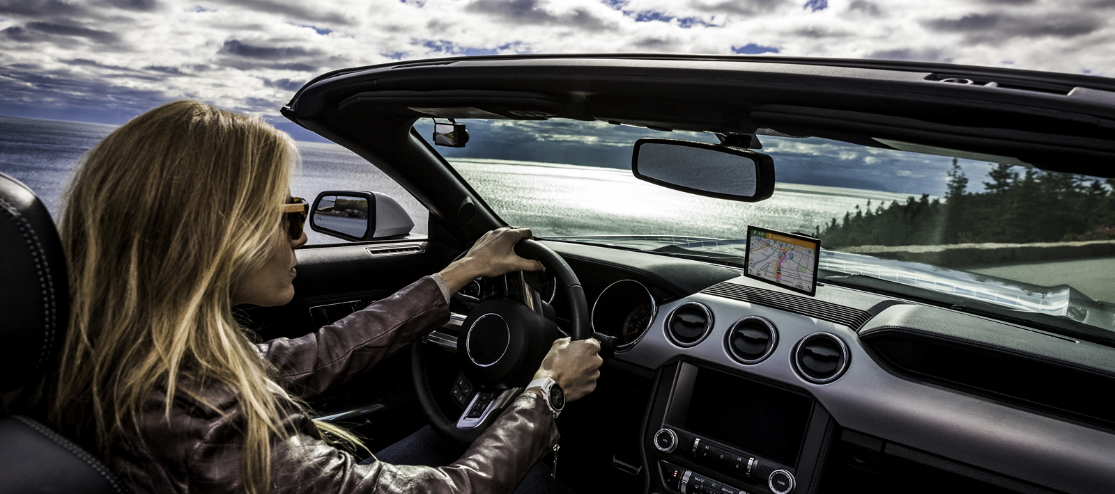 drivelux，Garmin Drive，car gps navigation ，gps，industrial design，