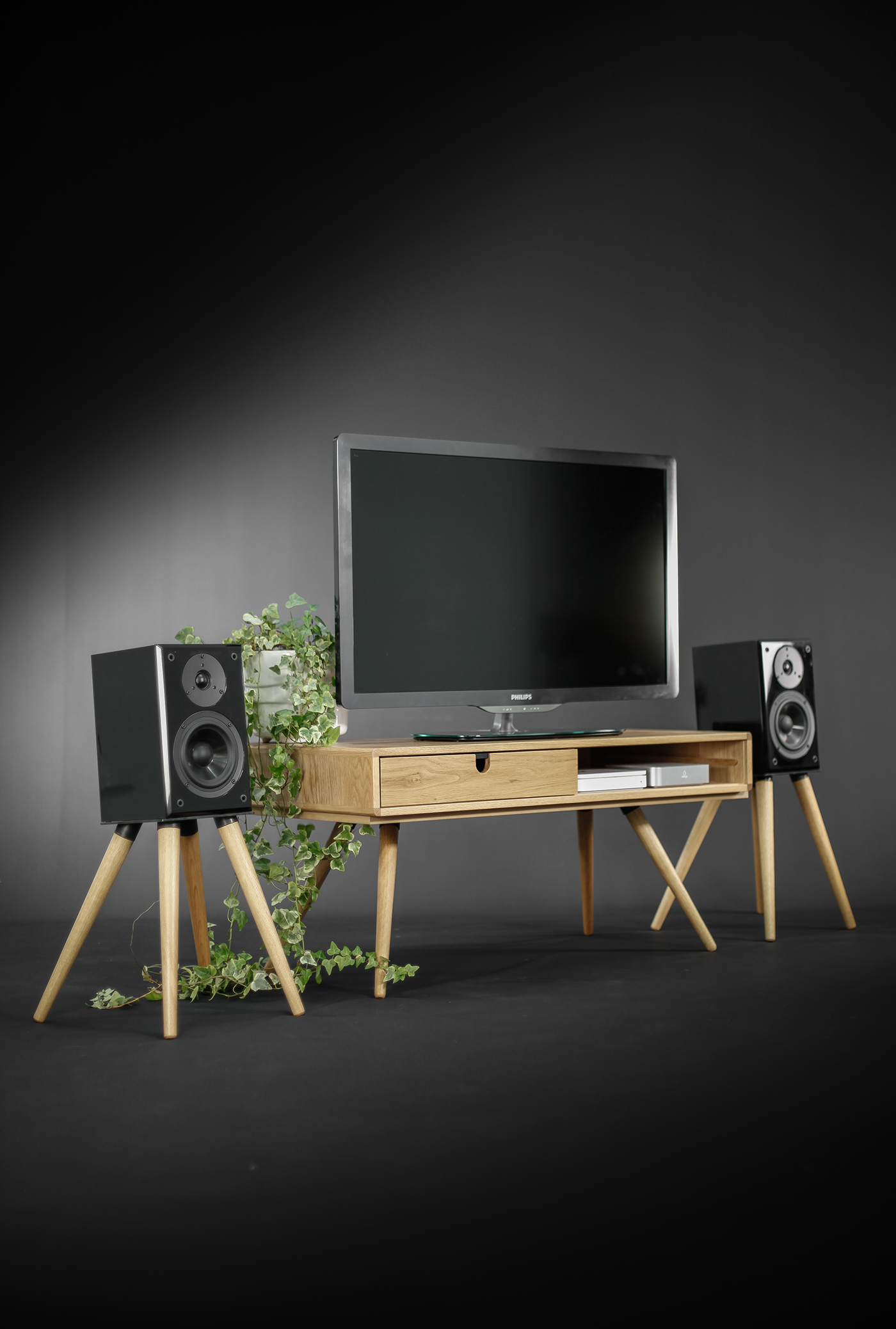 furniture，television，oak，Table，