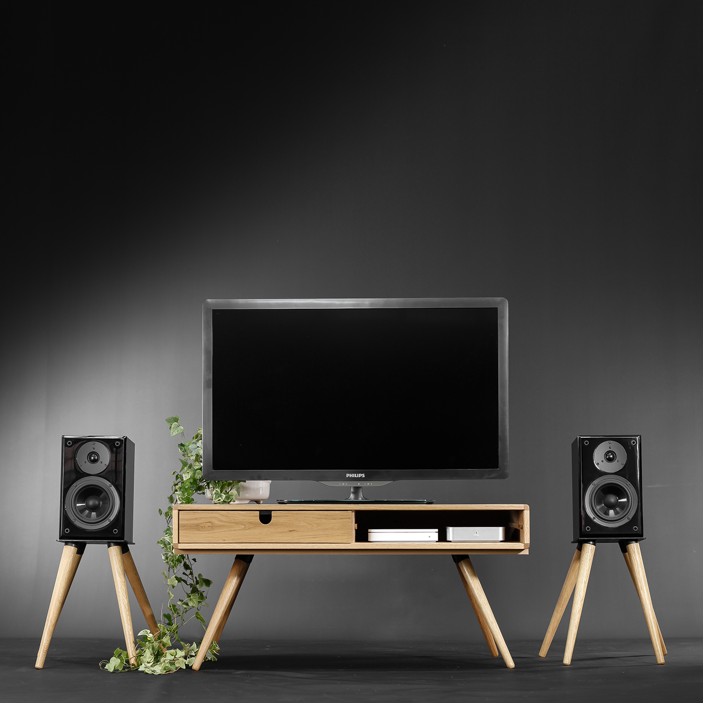 furniture，television，oak，Table，