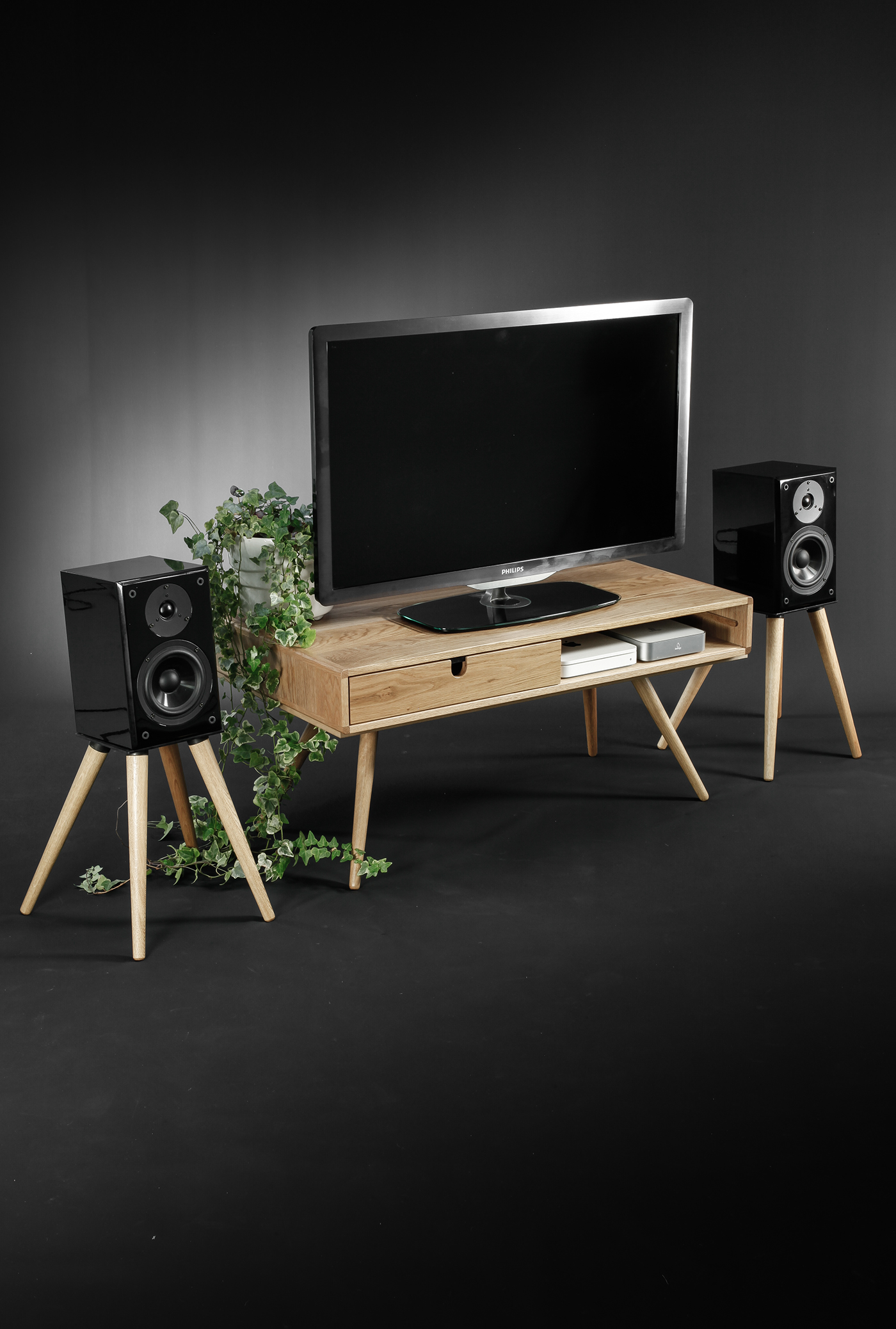 furniture，television，oak，Table，