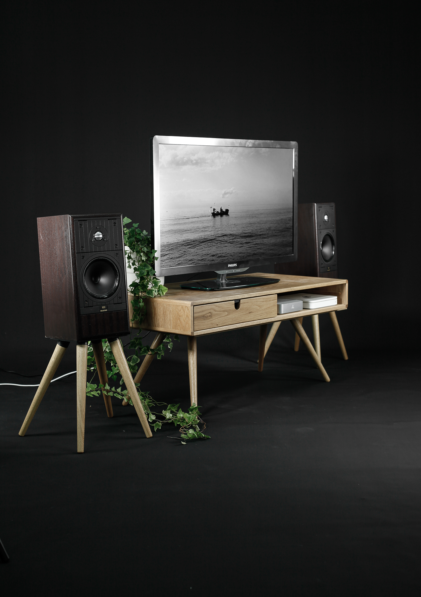 furniture，television，oak，Table，