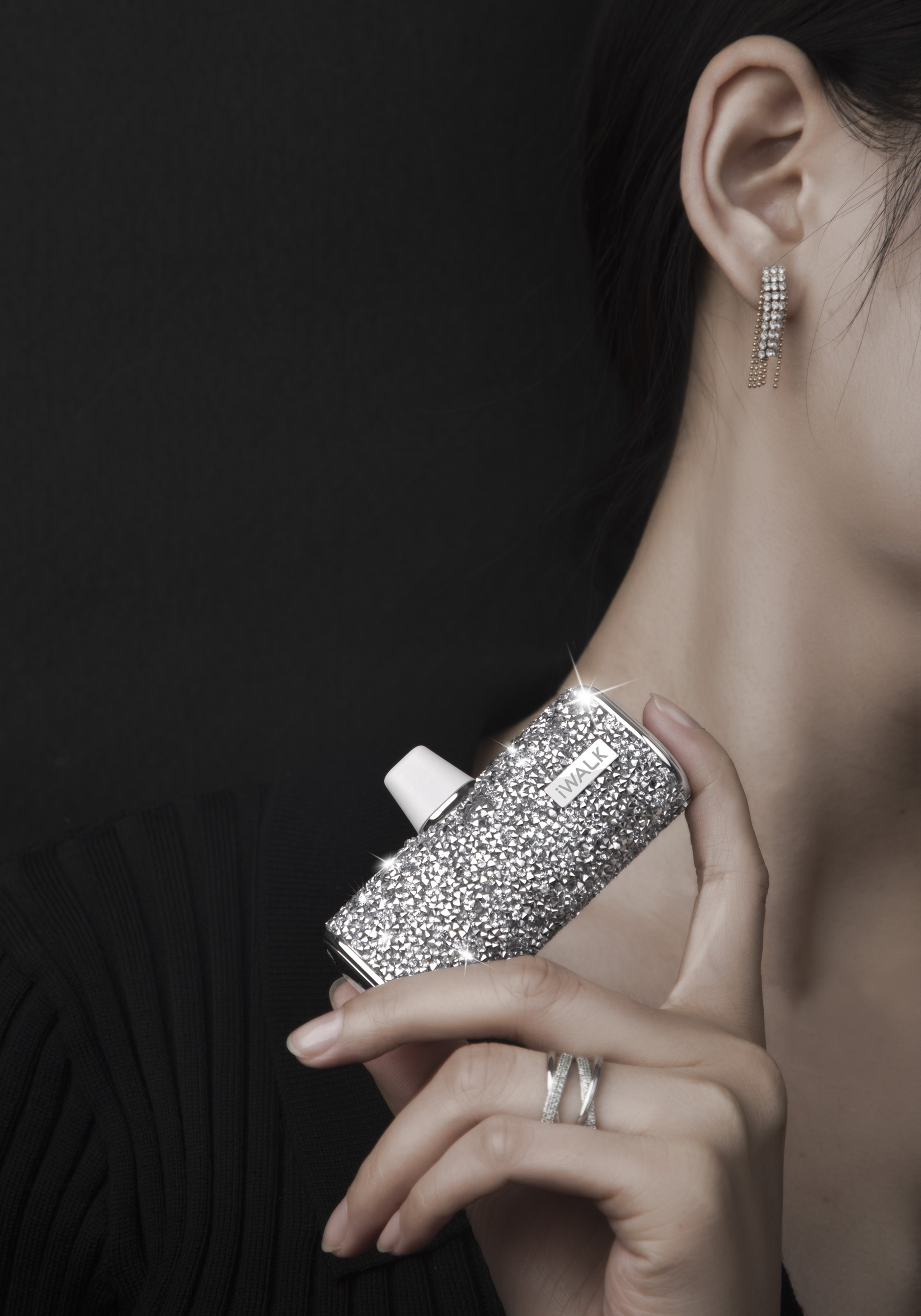 portable source，Small volume，Diamonds，In line power supply，