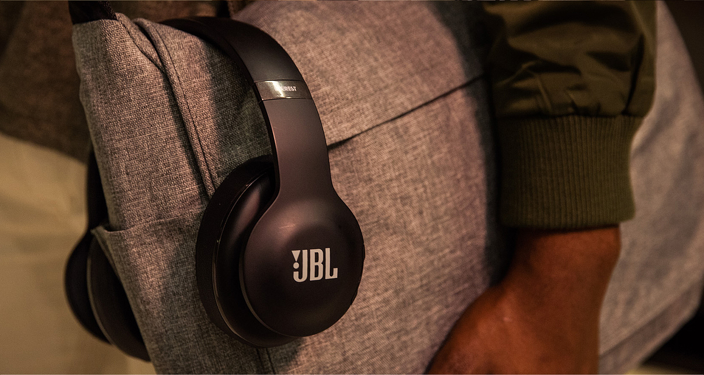 Earphone design，JBL EVEREST，smooth，Bluetooth，