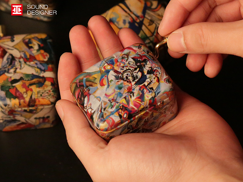 Hand music box，wassily kandinsky ，Abstract wind，