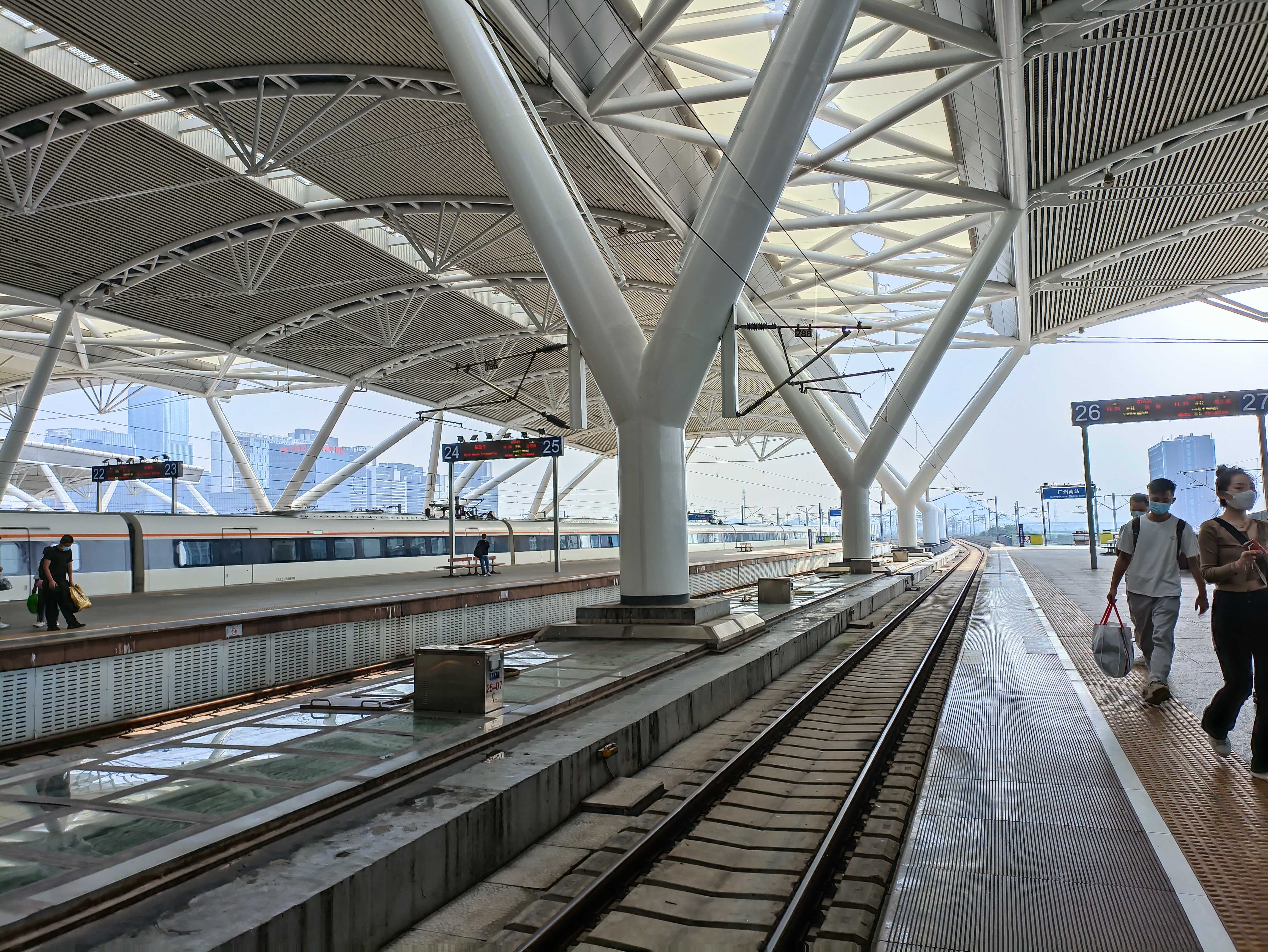 bridge，elevated，