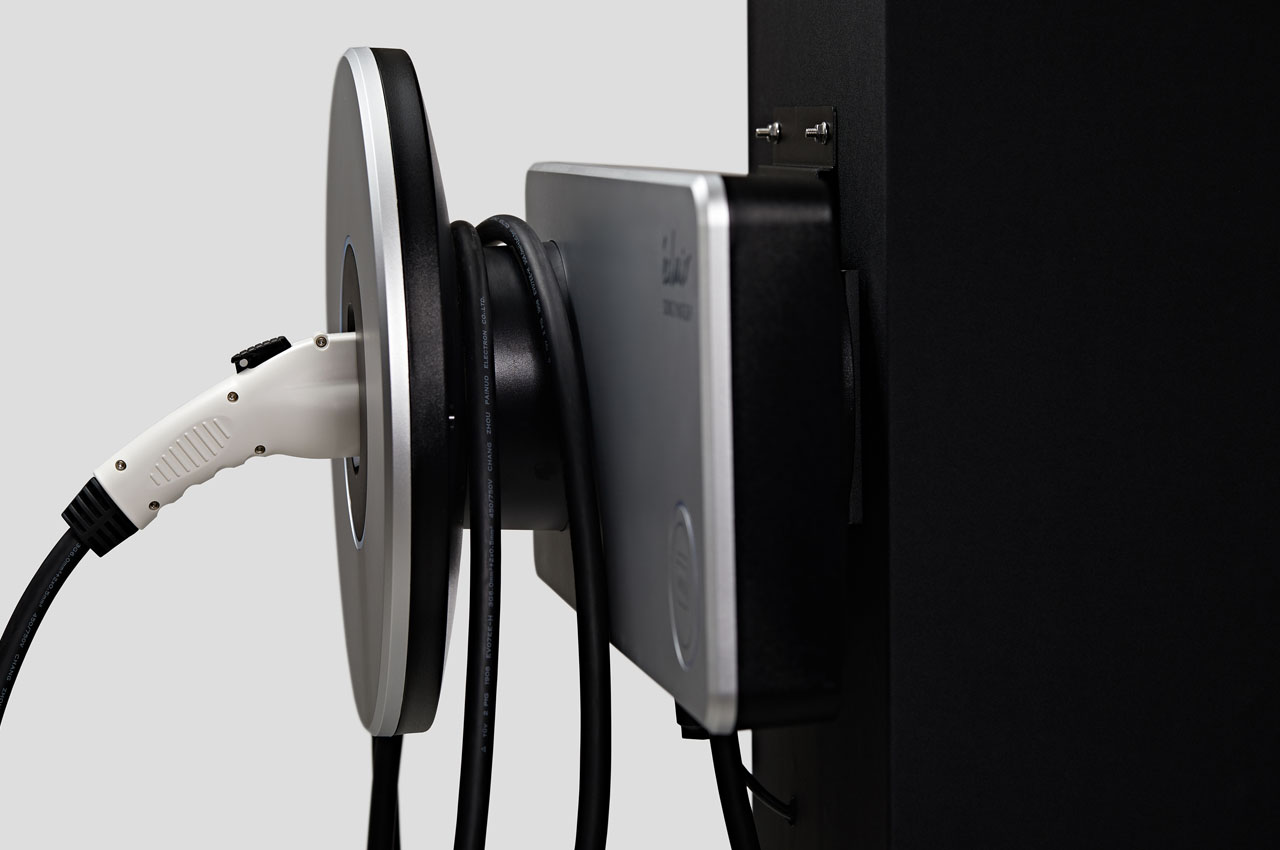 Electric vehicle charger，auto parts，industrial design，Car peripheral tools，Charging pile，