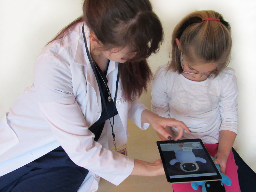 2016 Core77，AR technology，Gomo，Plush toys，