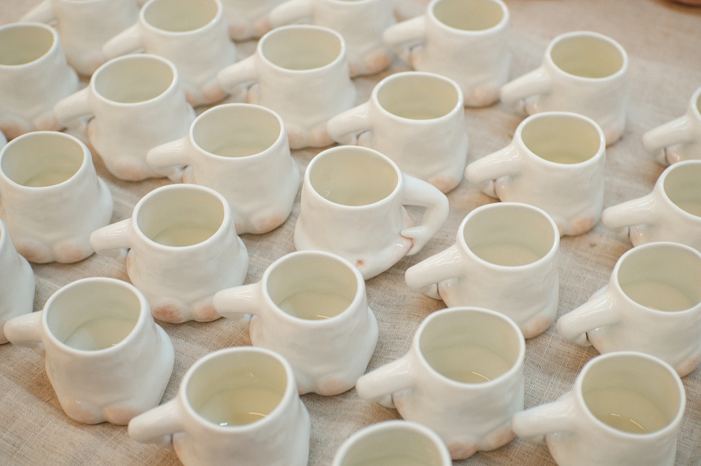 Ceramics, coffee cups, utensils, lovely，