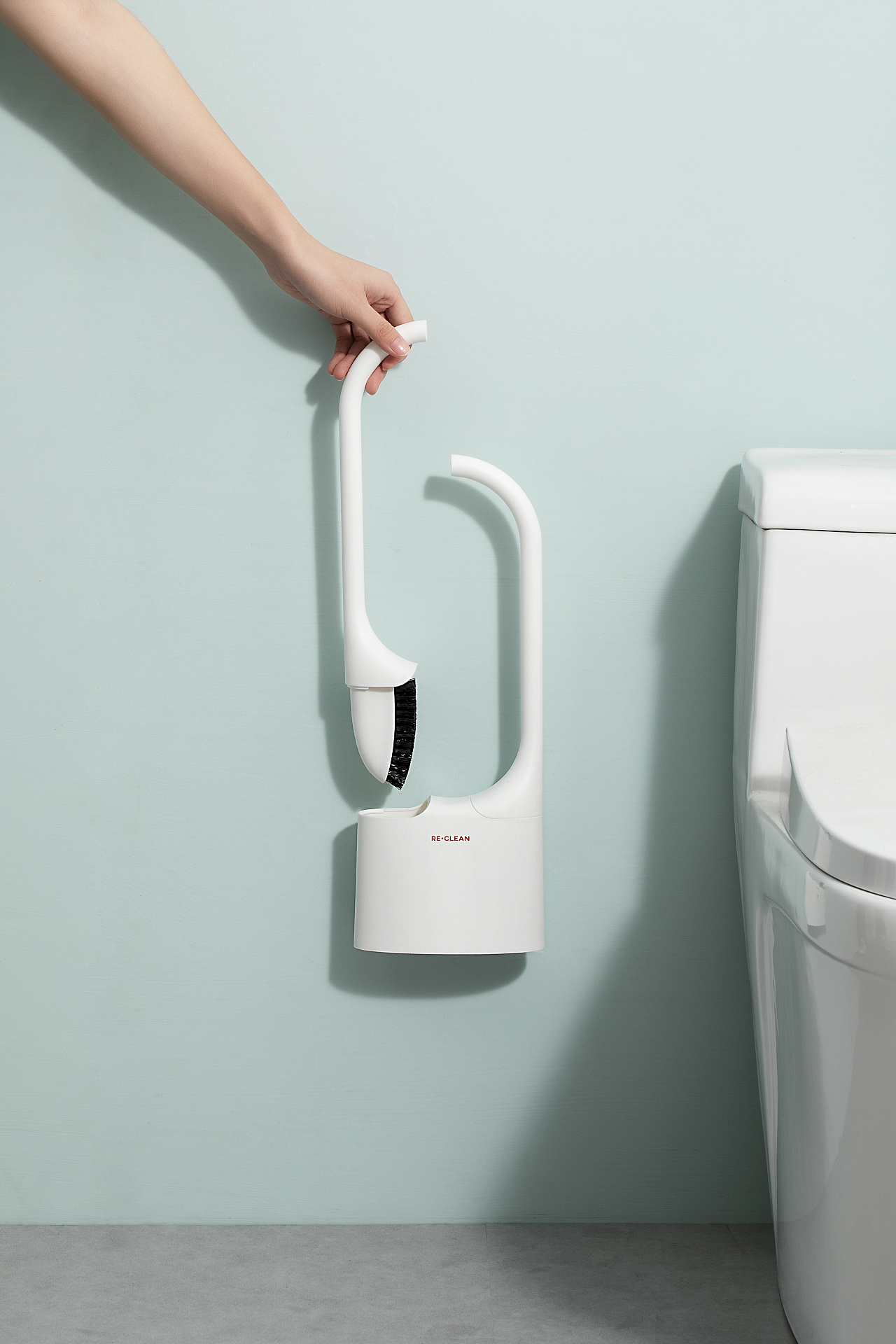 Wall mounted dual-purpose toilet brush，