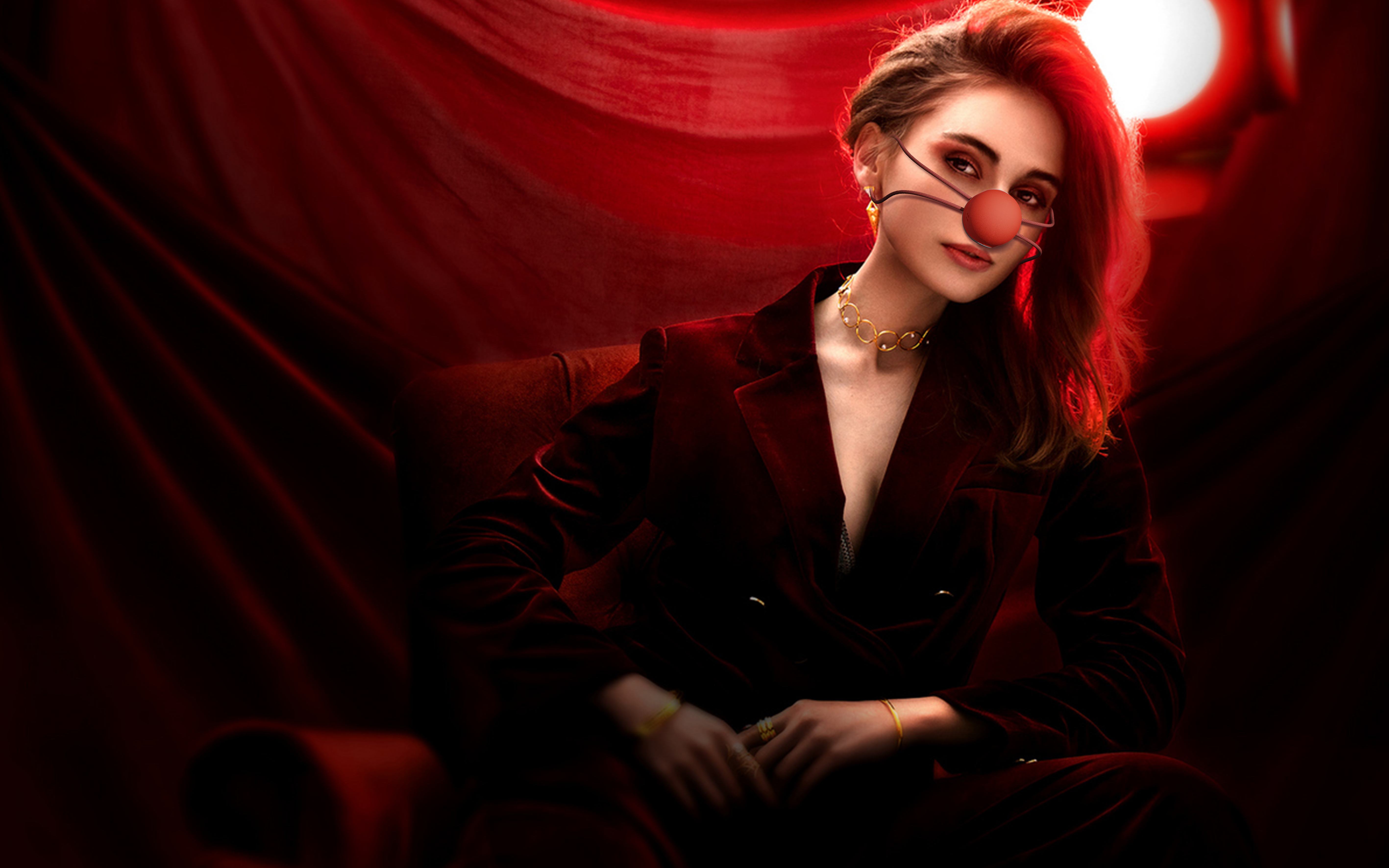 clown，Rhinitis instrument，interest，Physiotherapy instrument，Red light sterilization，