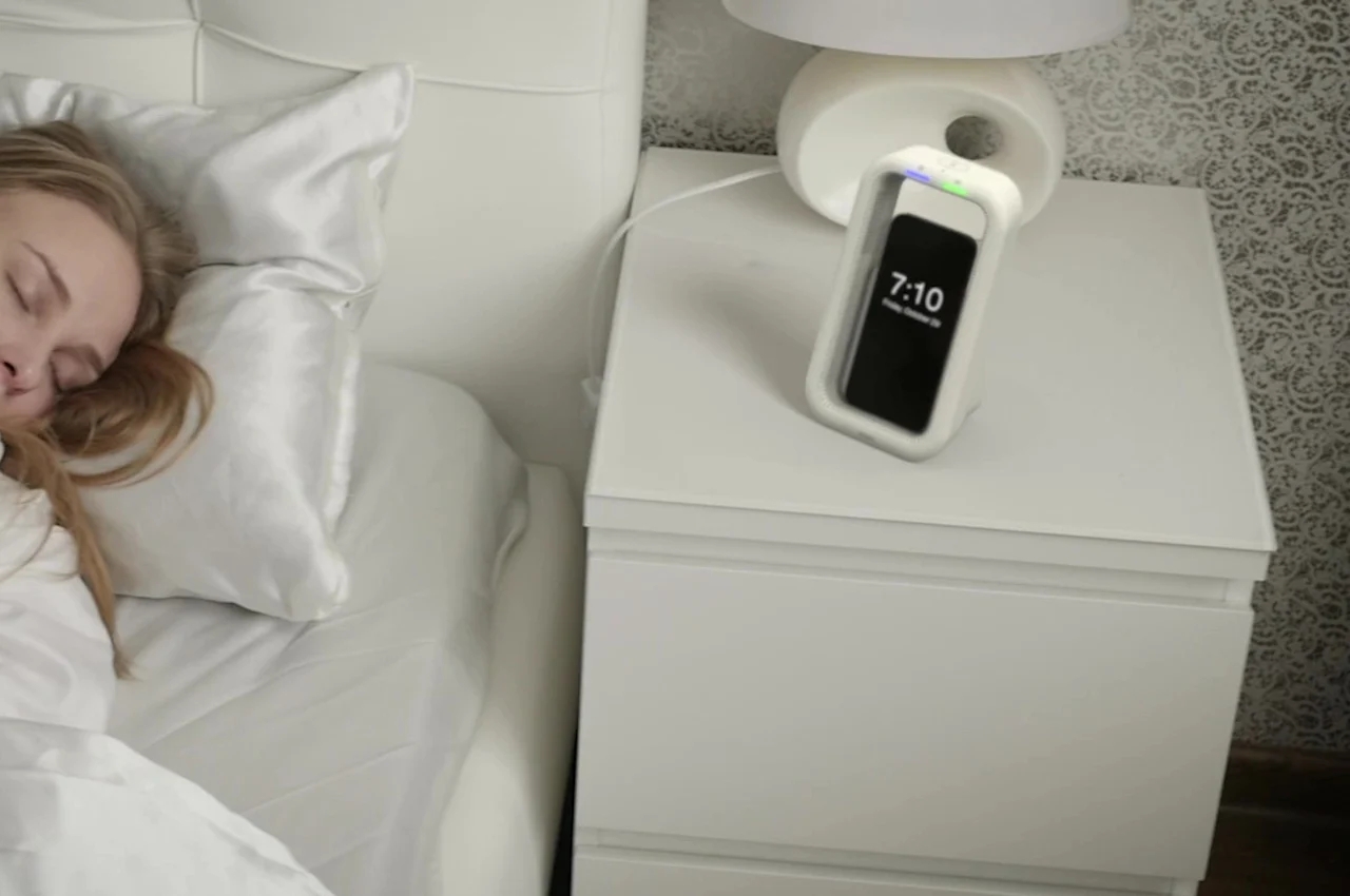 Mobile phone wireless charging stand，Position，