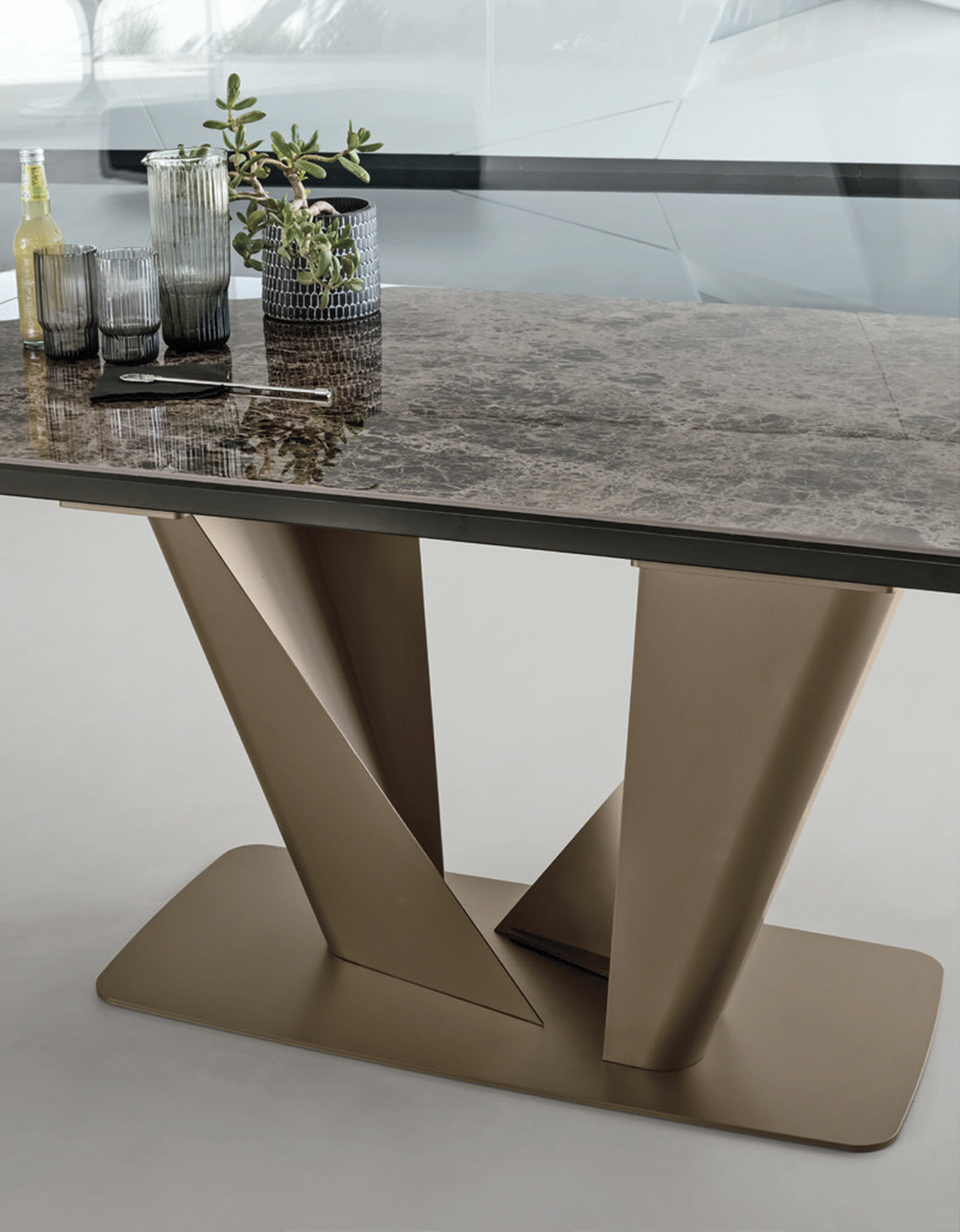 silver，Table，Extended table，SEDIT Italy，