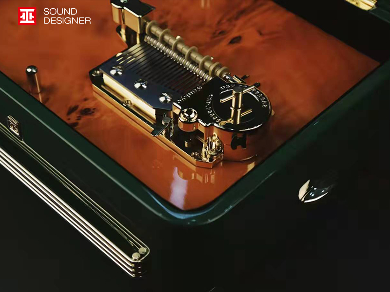 Arts and Crafts，Disc type mechanical music box，