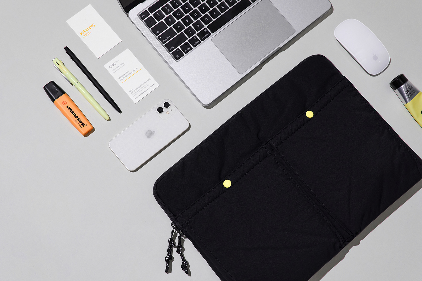 Kakao Pay，safety system，payment，Mask bag，Laptop bag，Umbrella，toothbrush，Brand design，