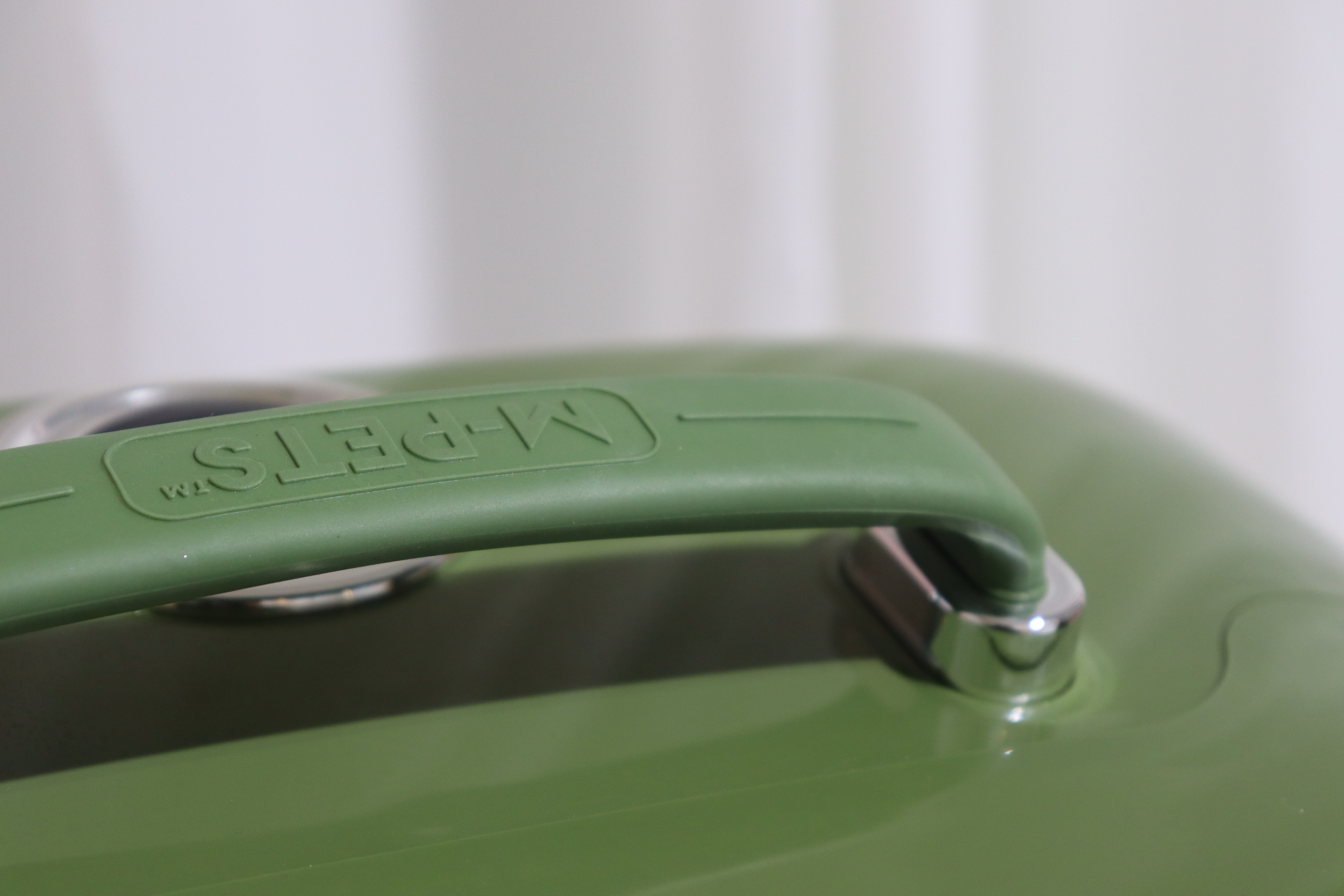 cat，Red design，product design，CMF design，Visual definition of symbols，Retro，Pets，Cat bag，