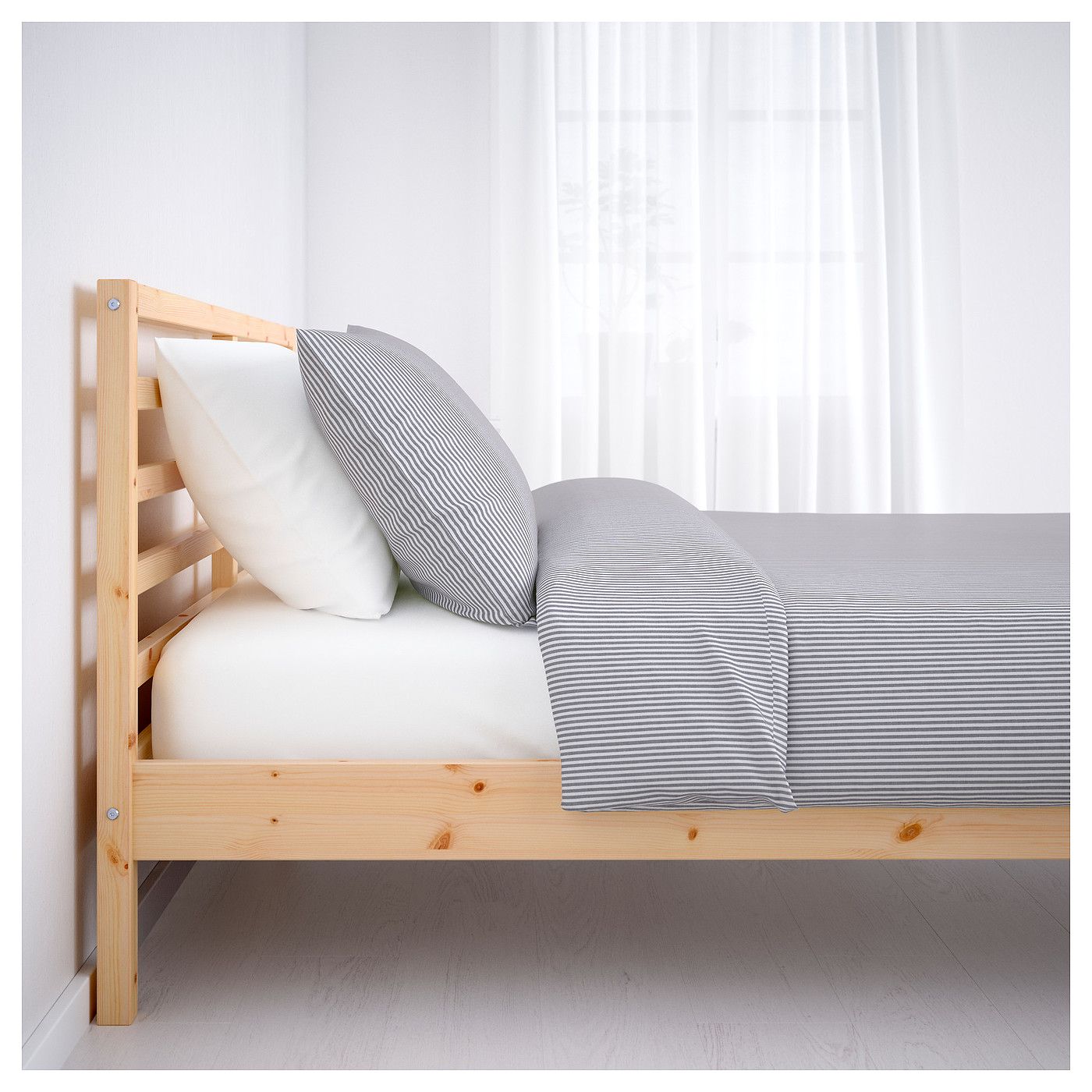 IKEA，Tarva Sangstom，Furu bed，IKEA，
