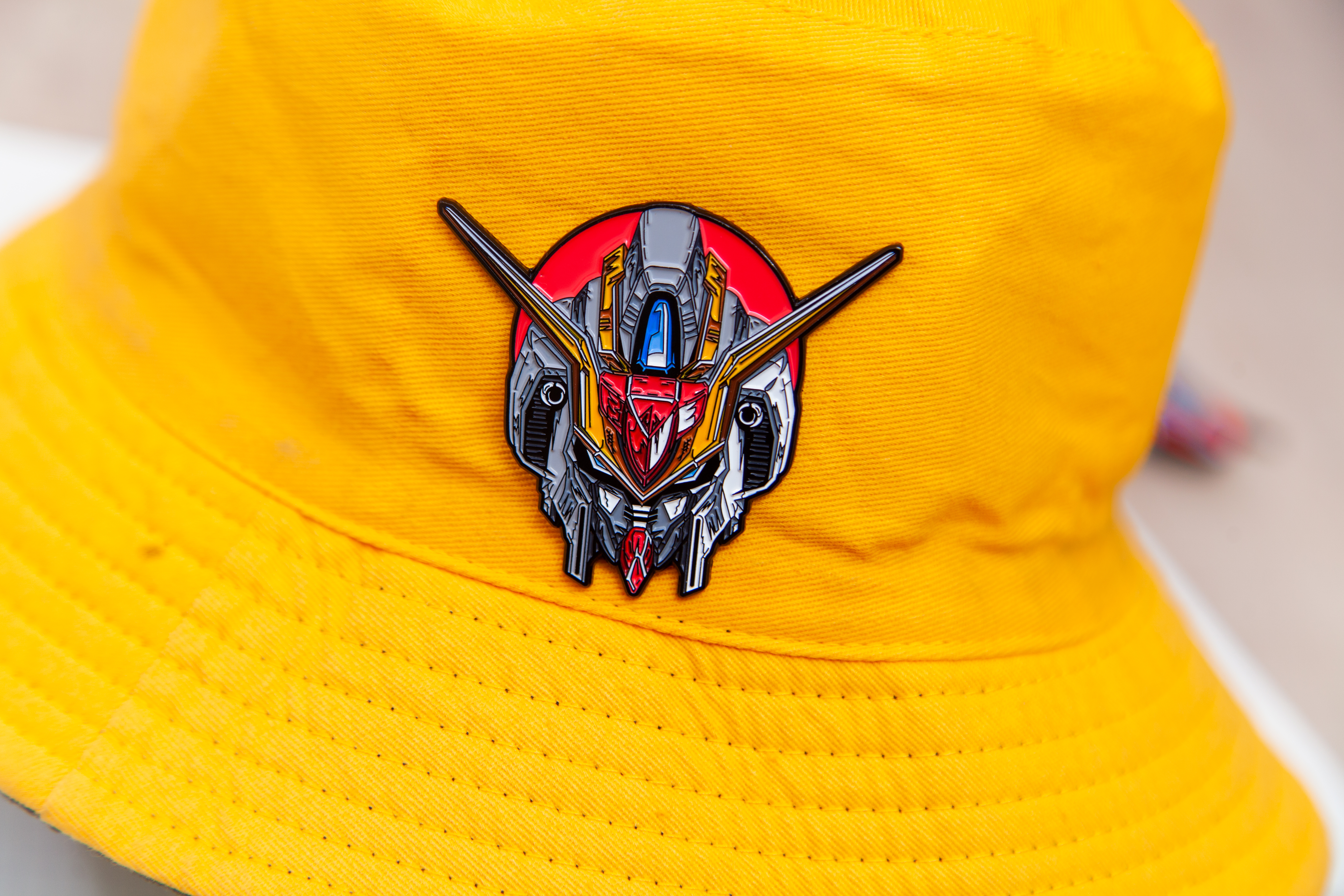 Trendy fashion accessories BROOCH BADGE go out can wear clothes or，