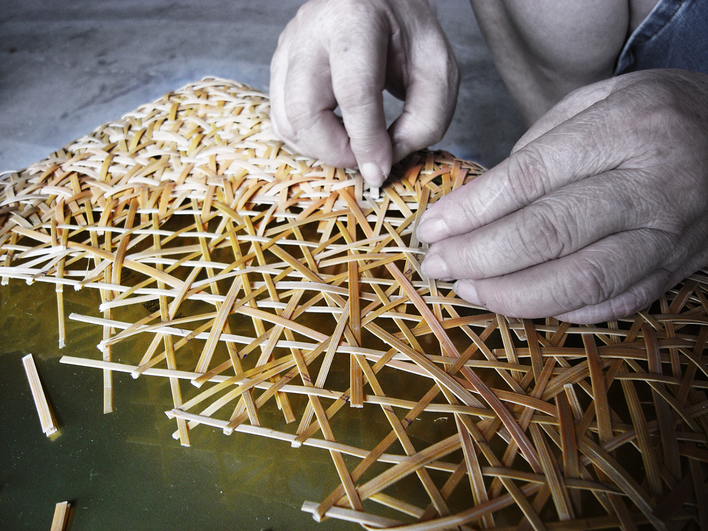 he Balance，bamboo weaving，briefcase，Traditional craft，