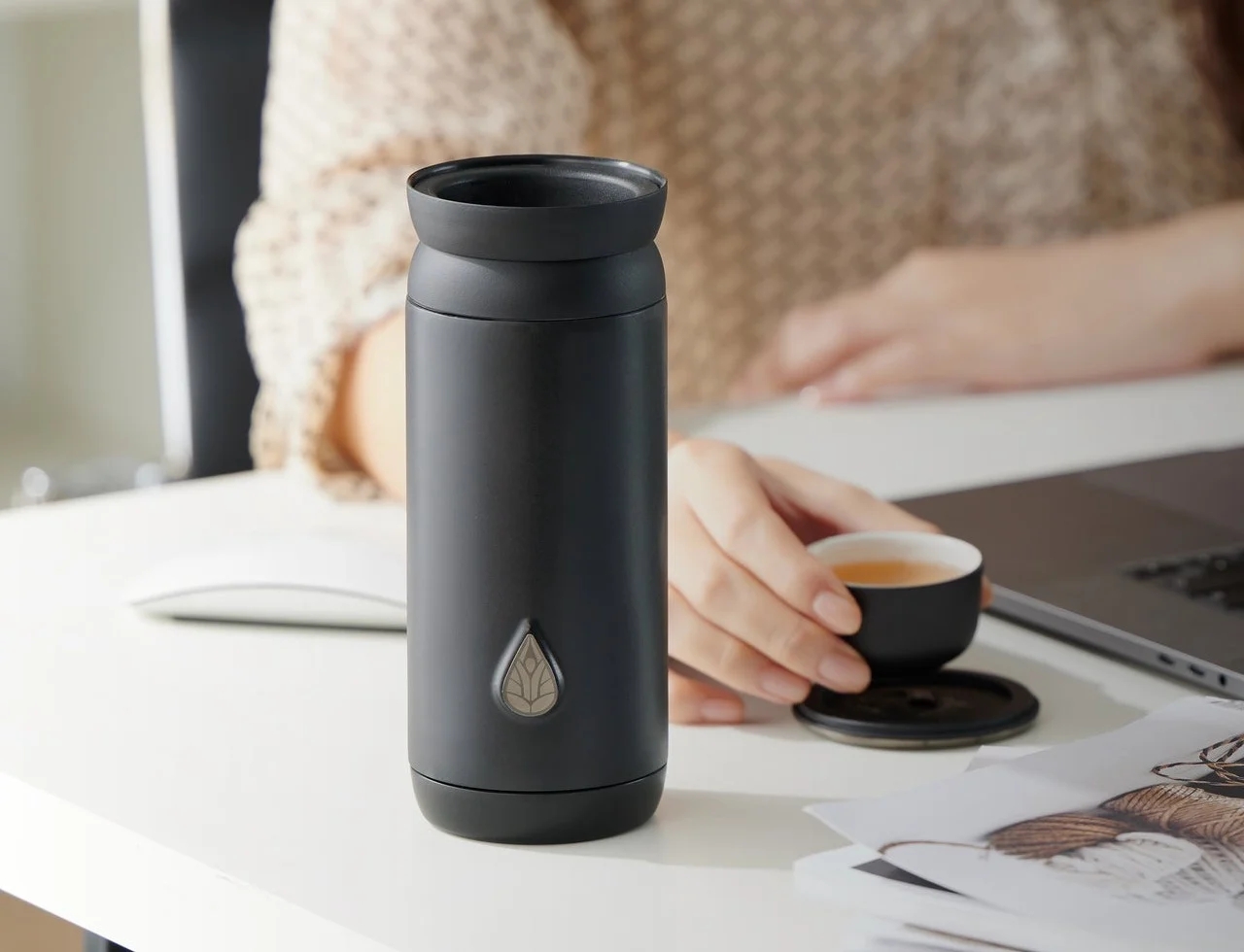 teapot，teacup，eclipse，